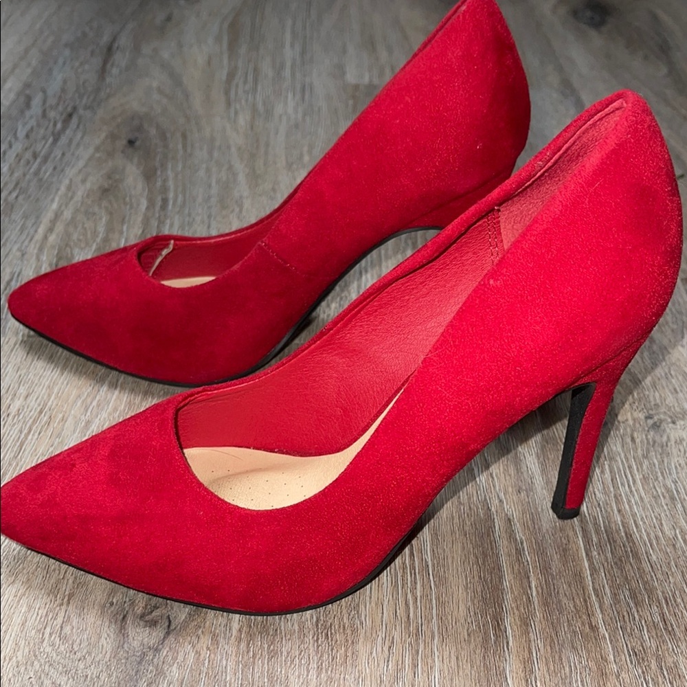 Y-Not Elegant Red Women's Heels - Picture 9 of 10